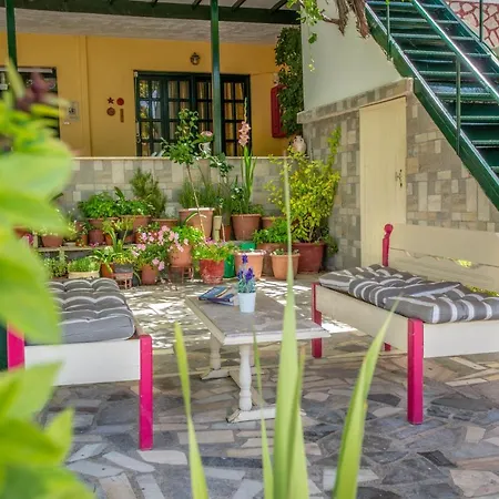 Galini Apartments Ideal For Family Near The Beach Kalamaki  Exterior photo
