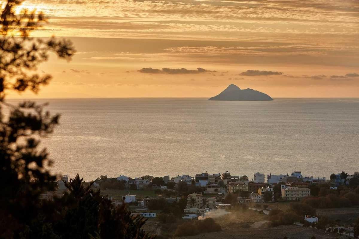 Galini Ideal For Family Near The Apartament *
